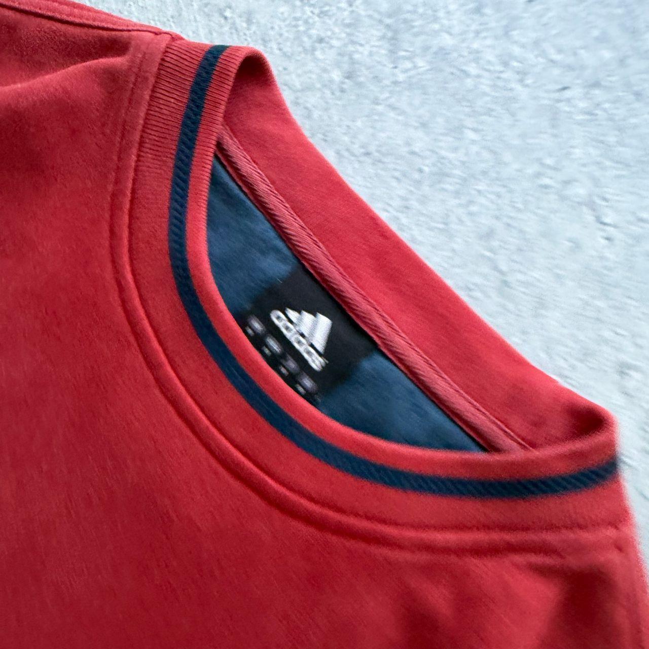 2000's Adidas Sweater (M)