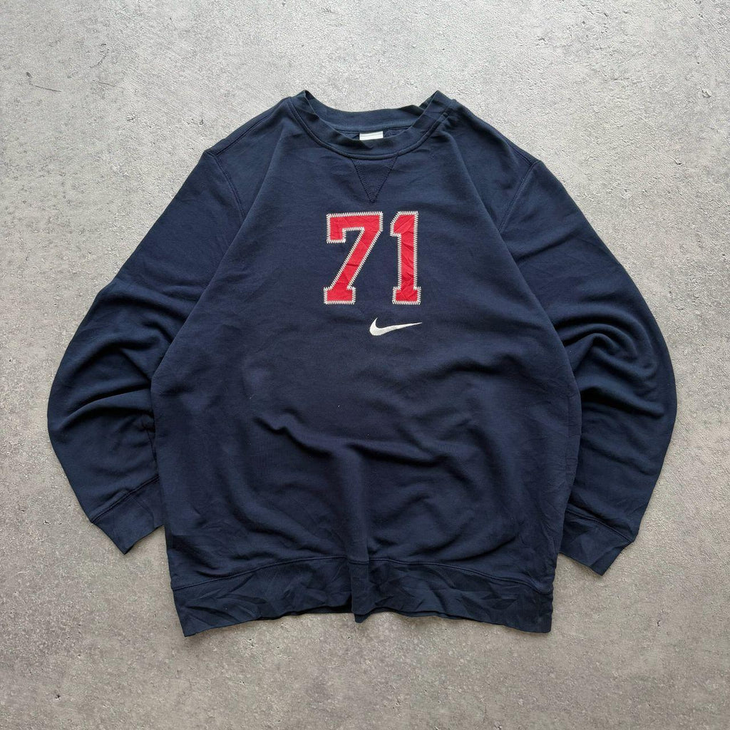 Early 2000's Nike Sweater (L)