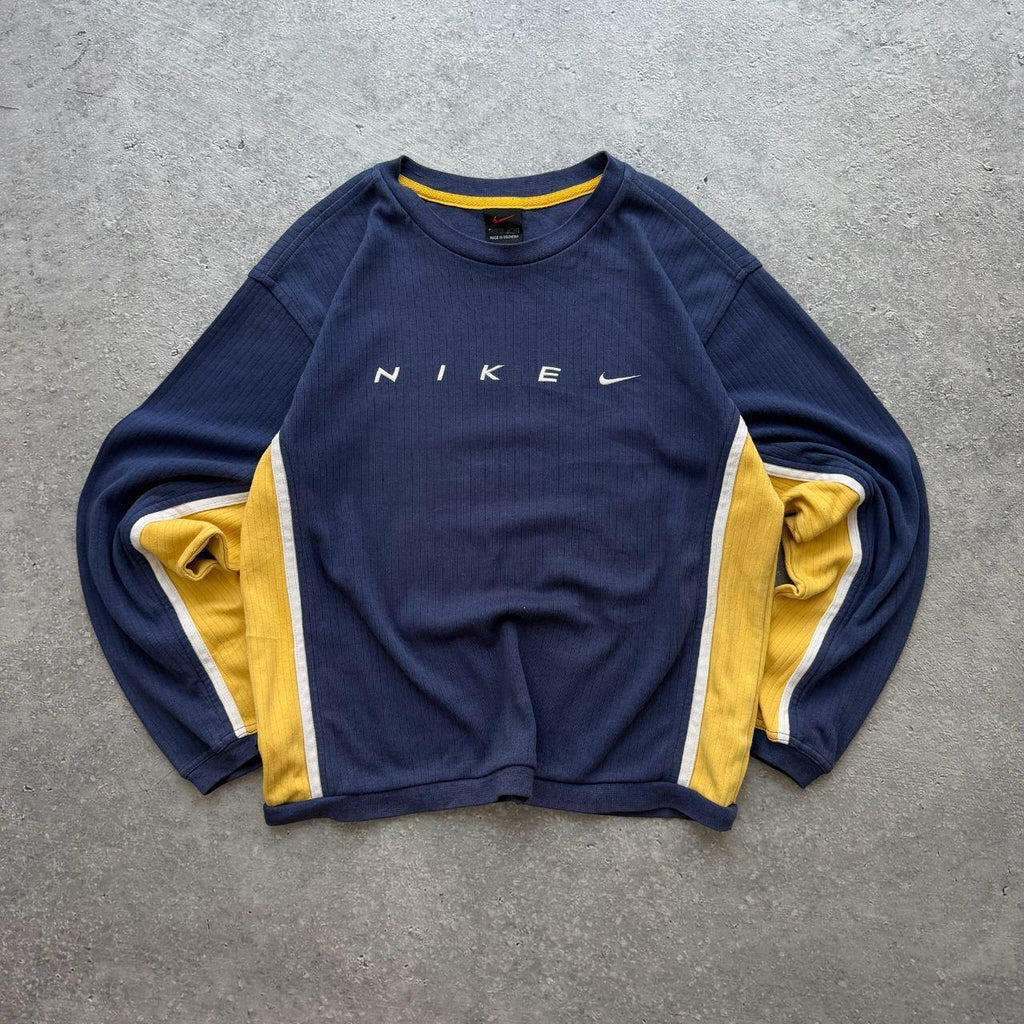90's Nike Sweater (Women's M)