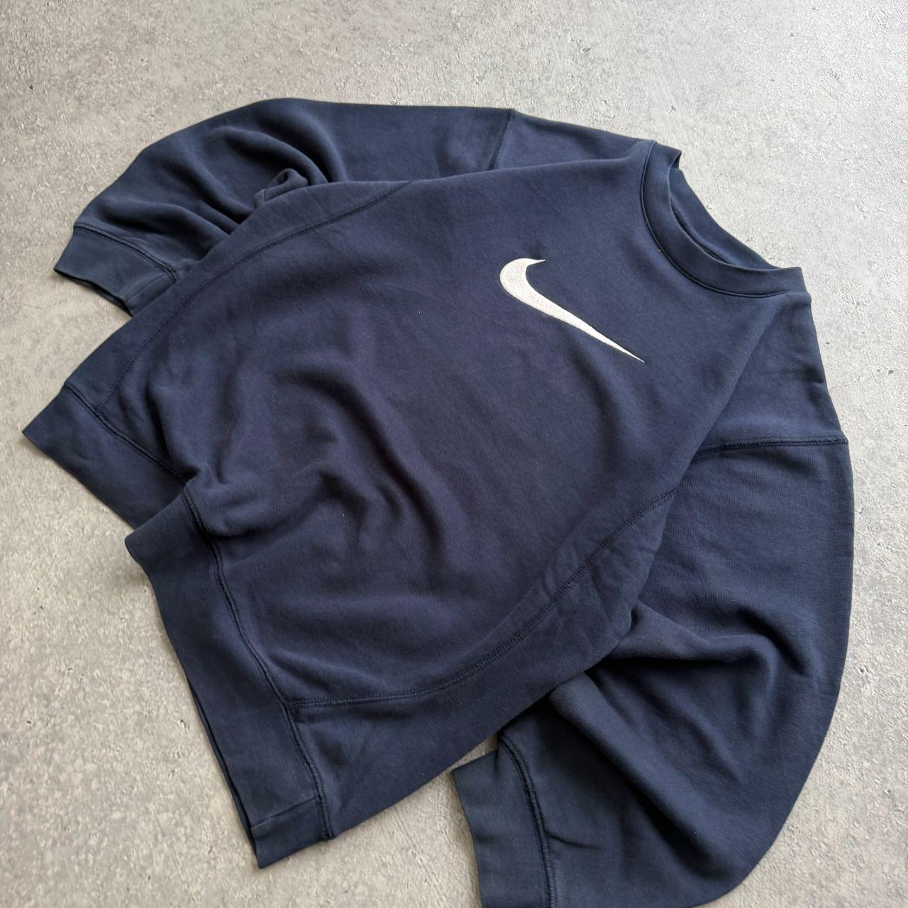 Early 2000's Nike Sweater (Kid's L)