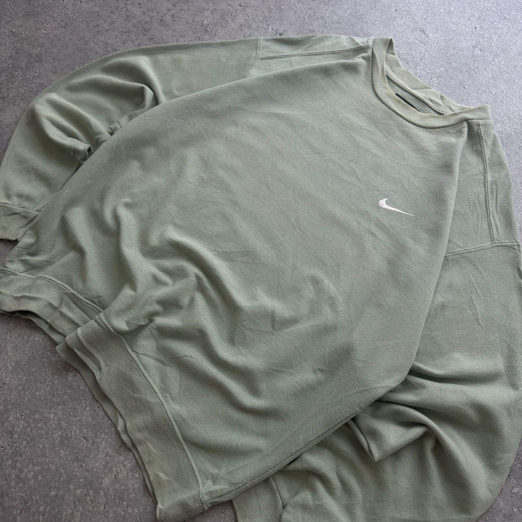 90's Nike Sweater (M)