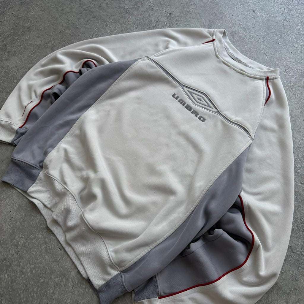 Early 2000's Umbro Sweater (Women's M)