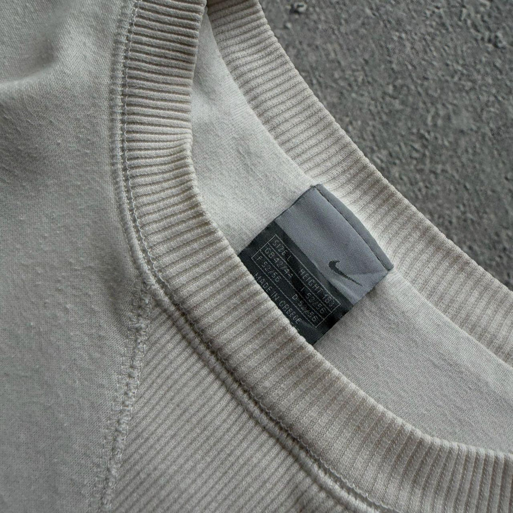 2000's Nike Sweater (L)