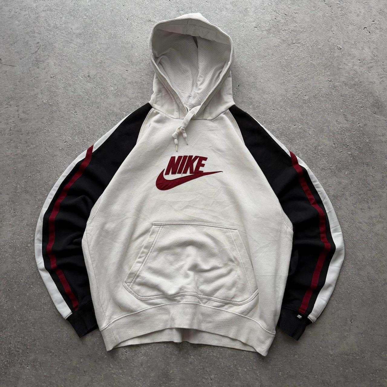 2000's Nike Hoodie (M)
