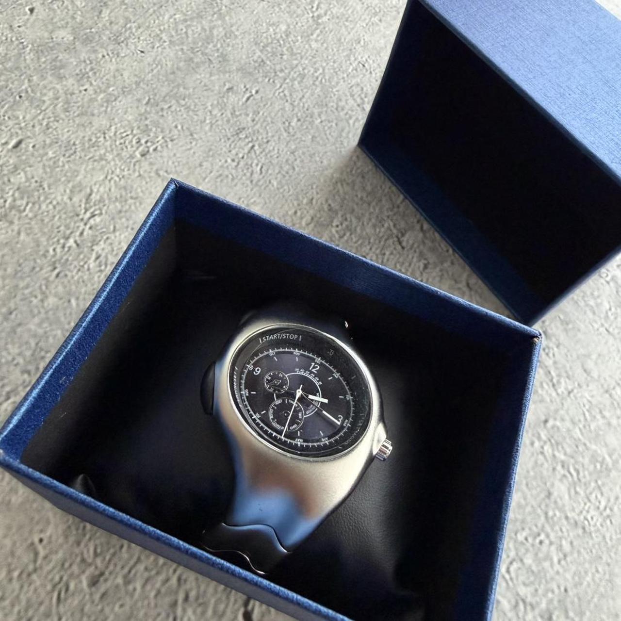 Y2K Style Twist Watch - Black Dial