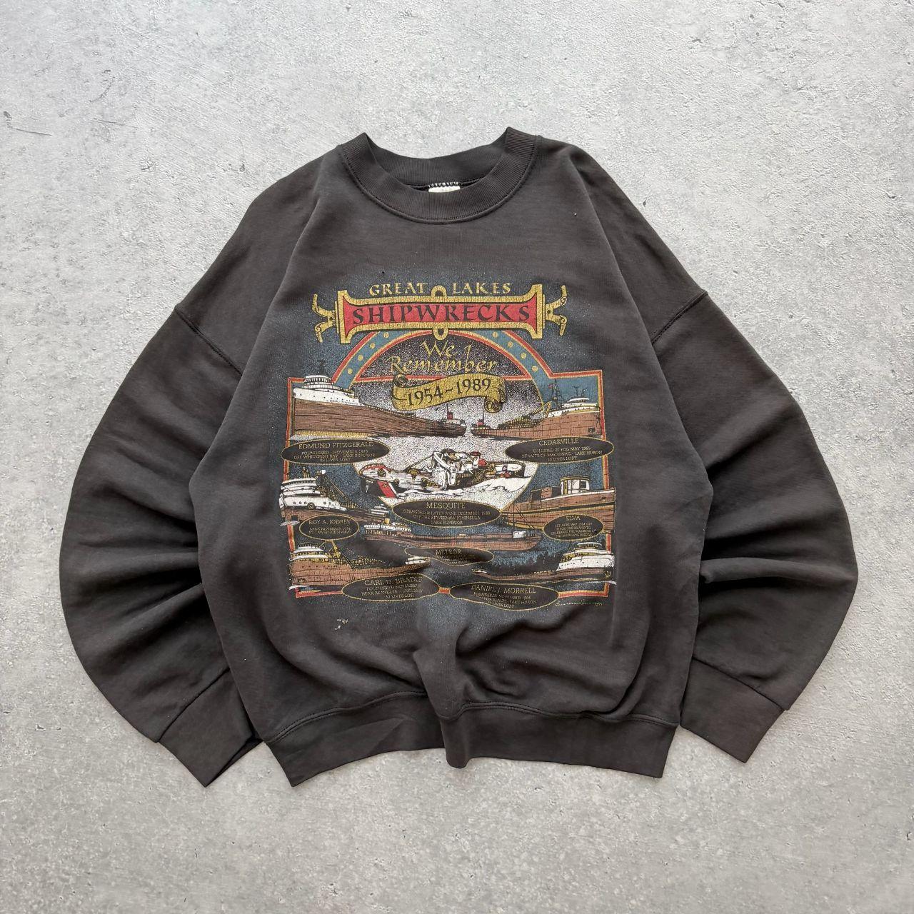 90's Vintage Graphic Sweater (L)