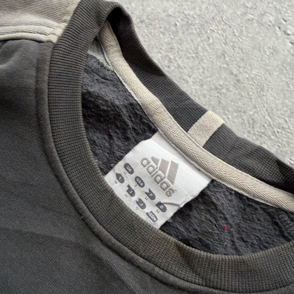 2000's Adidas Sweater (S)