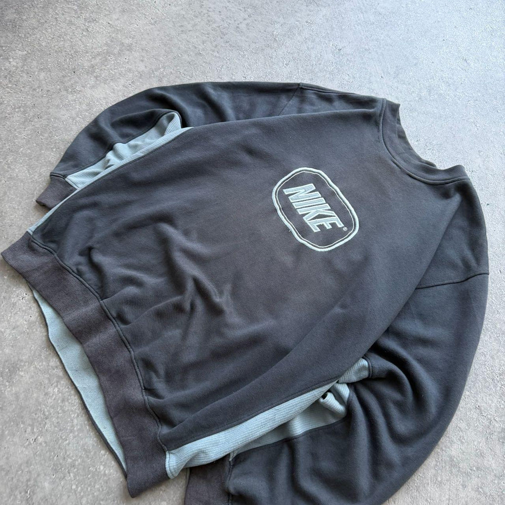 2000's Nike Sweater (L)