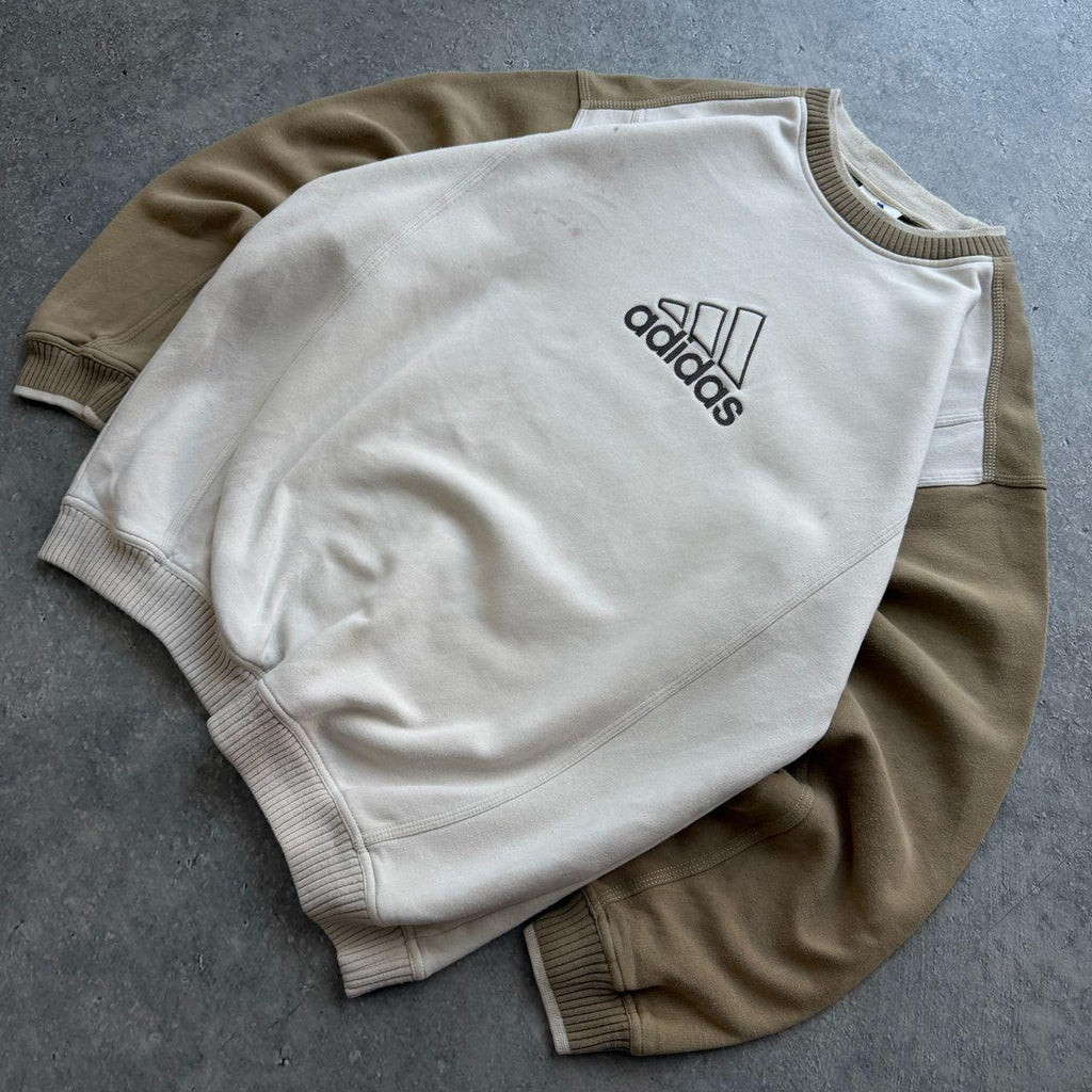 90's Adidas Sweater (XL)