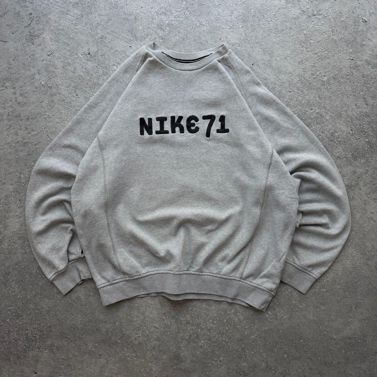 2000's Nike Sweater (L)
