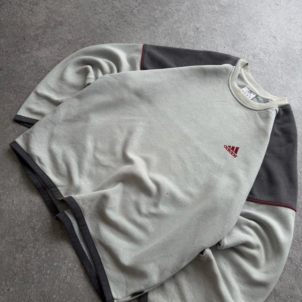 Early 2000's Adidas Sweater (M)