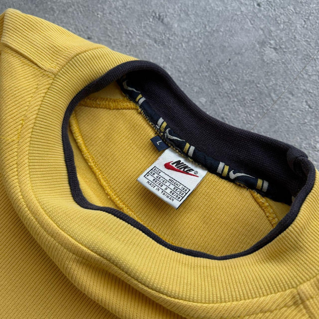90's Nike Sweater (L)