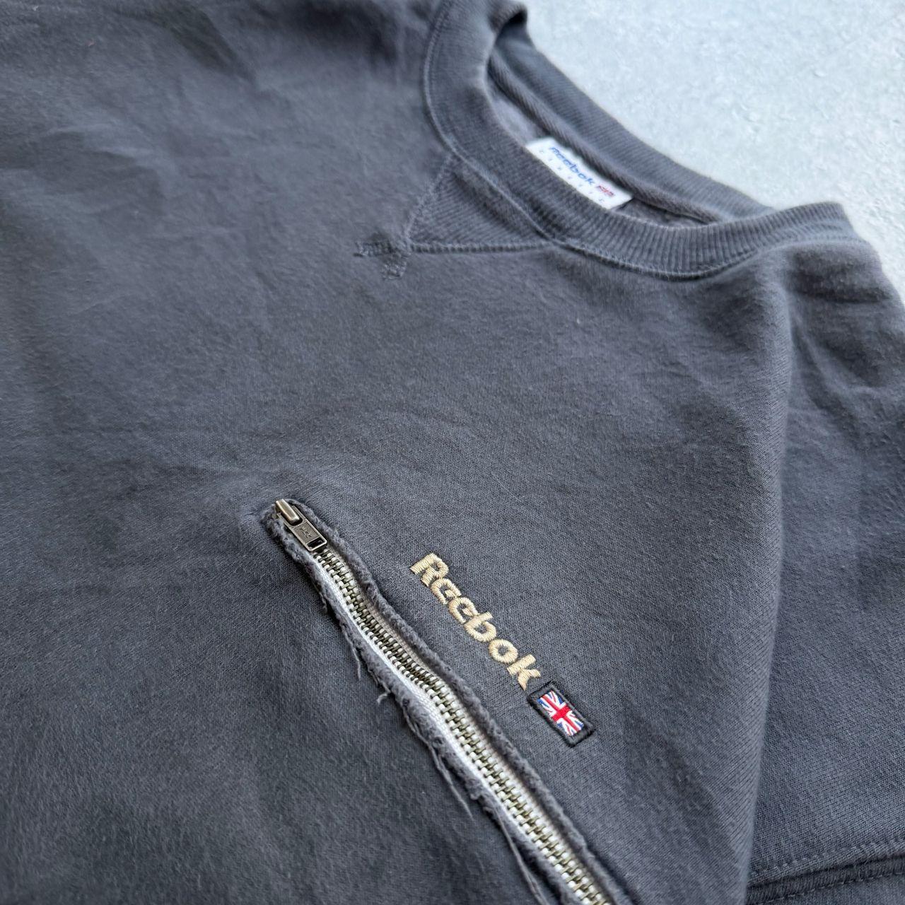 2000'S Reebok Sweater (XL)