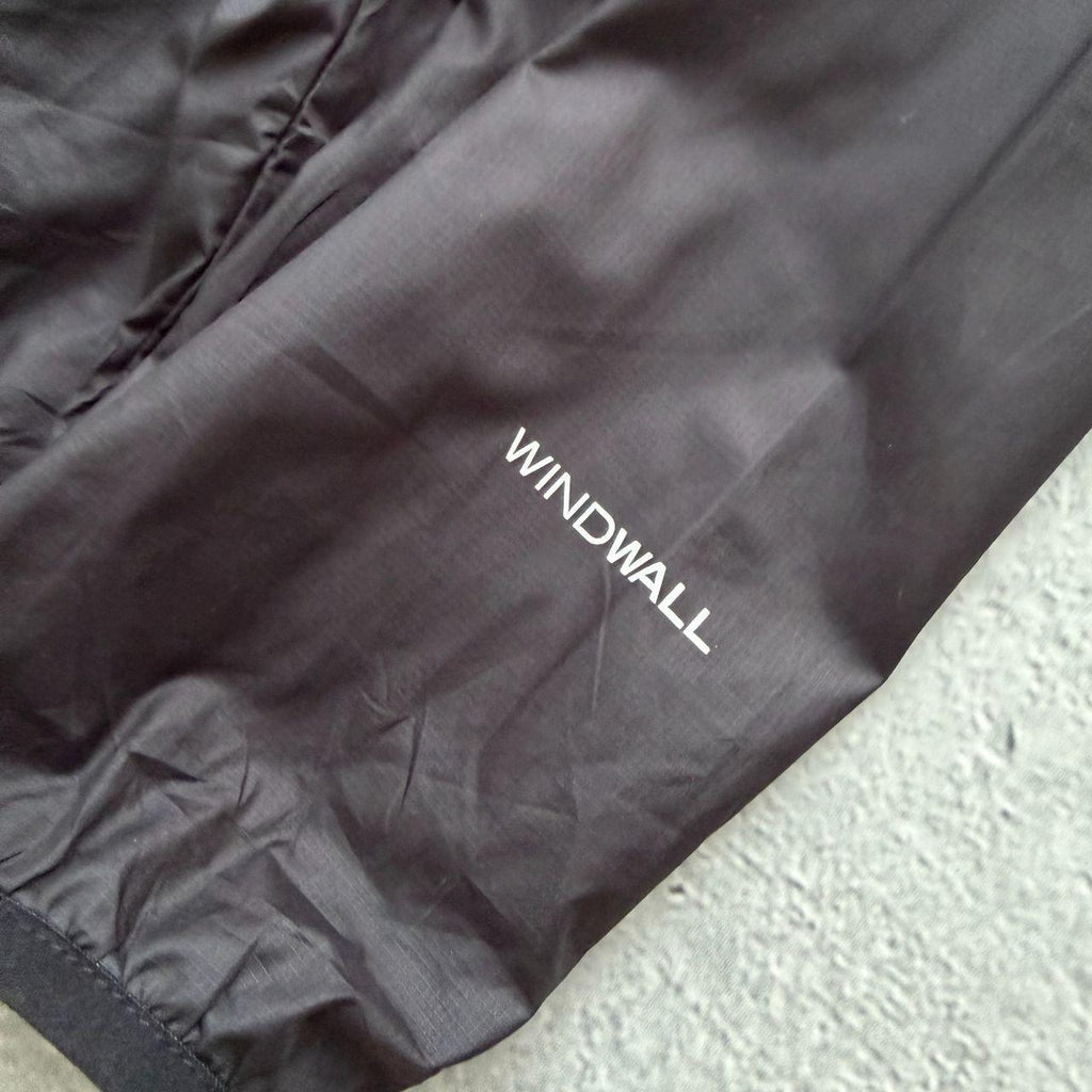 The North Face Windbreaker Jacket (S)