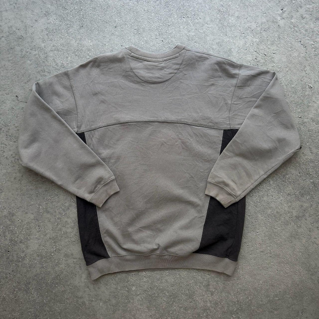 Early 2000's Umbro Sweater (M)