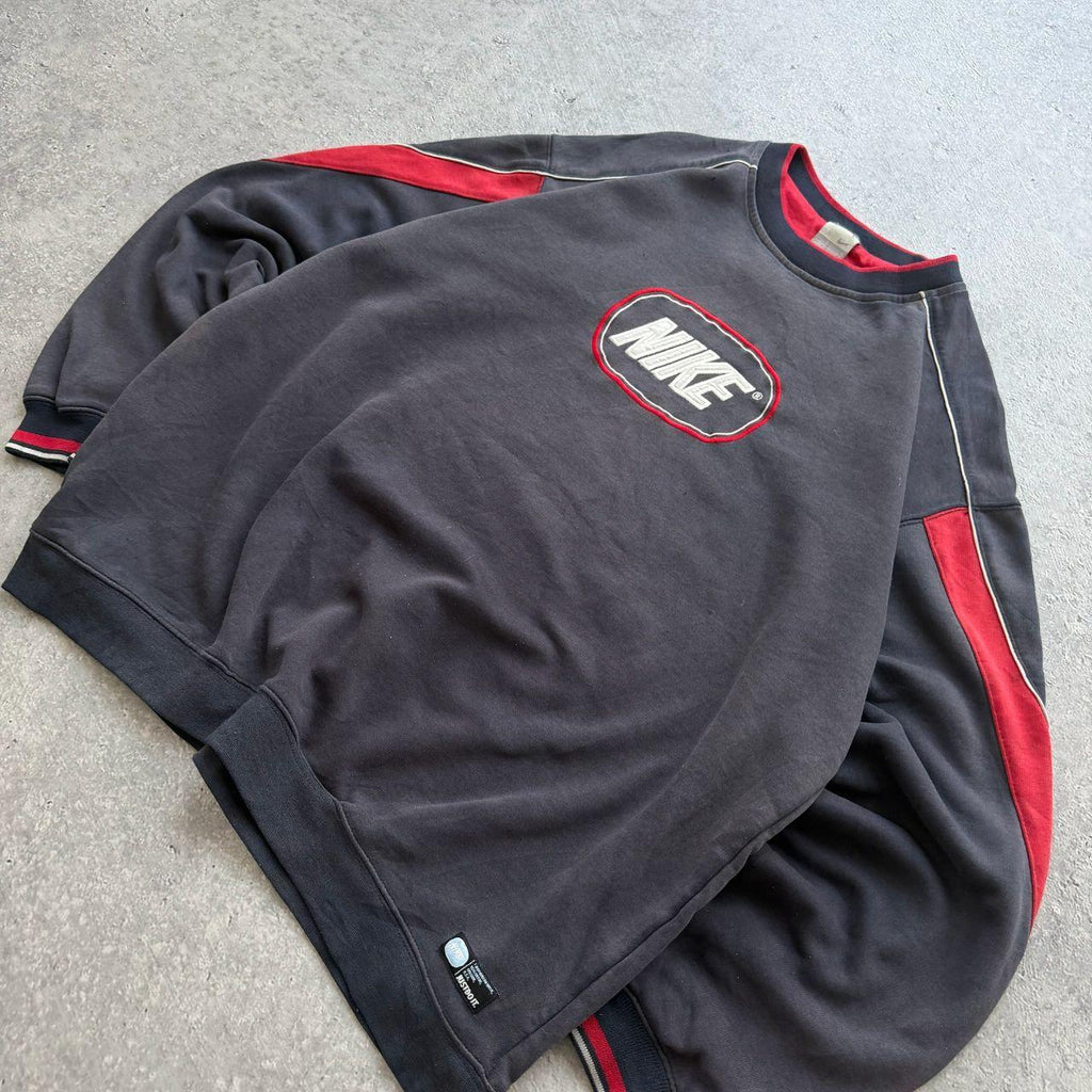 2000's Nike Sweater (XL)