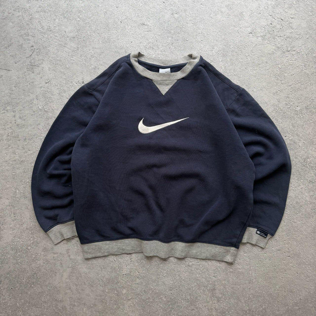 Early 2000's Nike Sweater (Kid's L)
