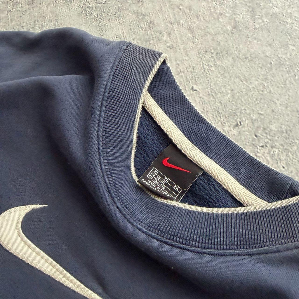2000's Nike Sweater (Women's S)