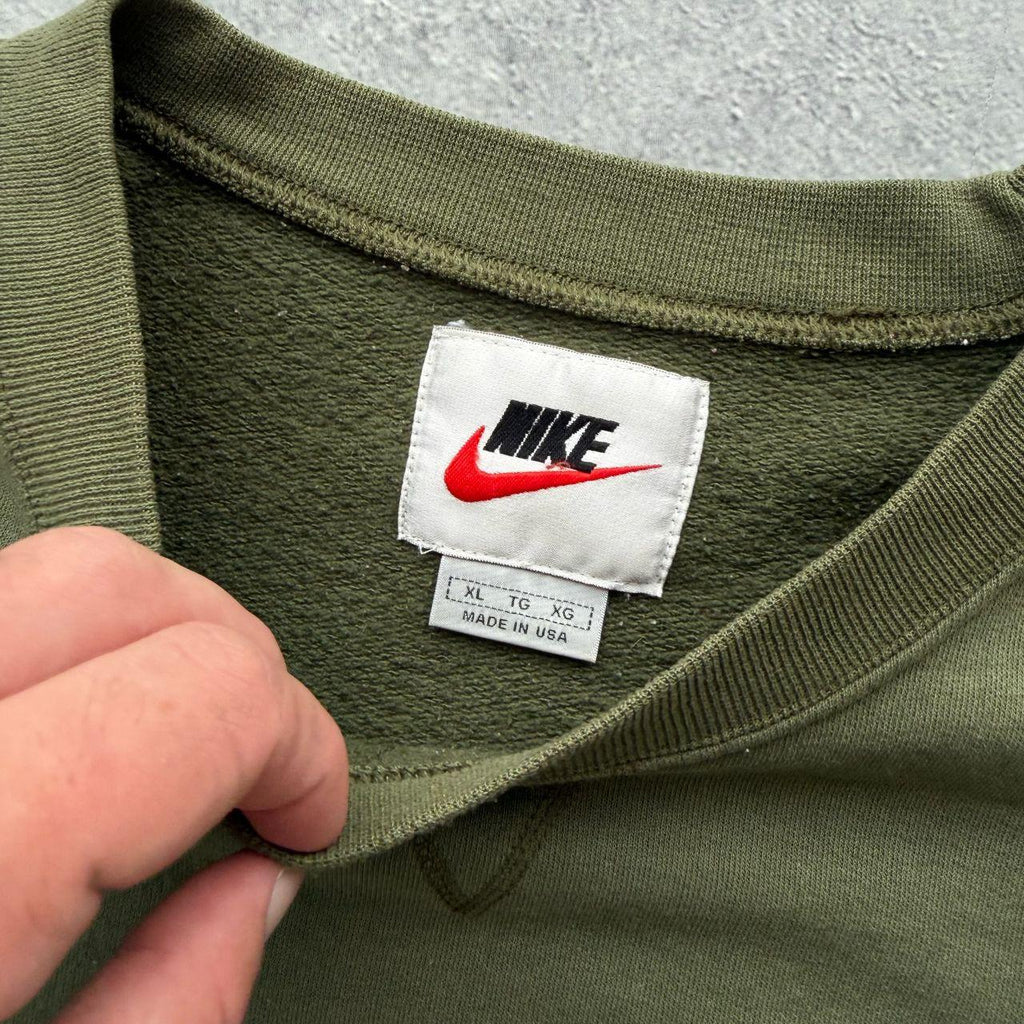 90's Nike Sweater (XL)