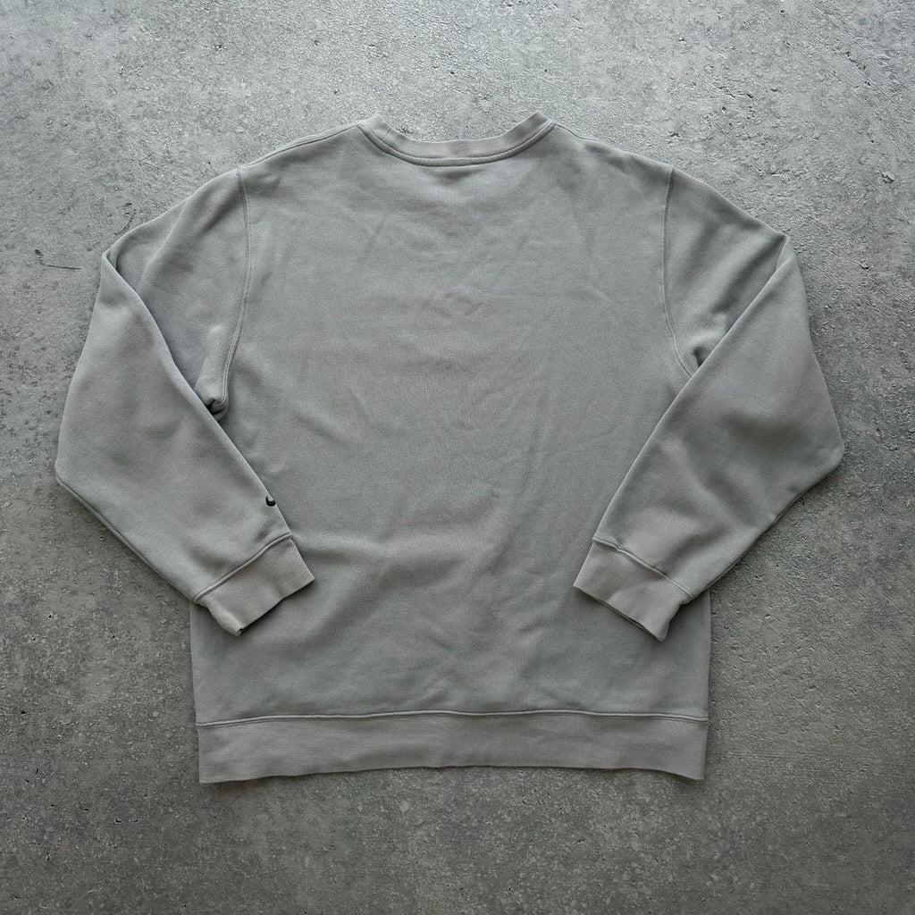 Early 2000's Nike Sweater - Medium