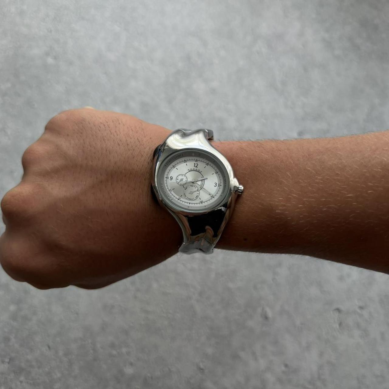 Y2K Style Twist Watch - White Dial