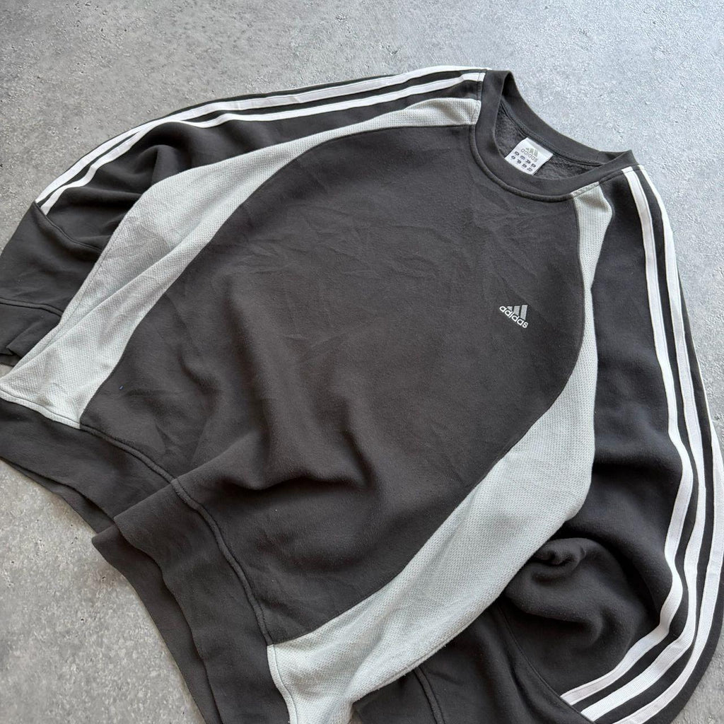 2000's Adidas Sweater (L)